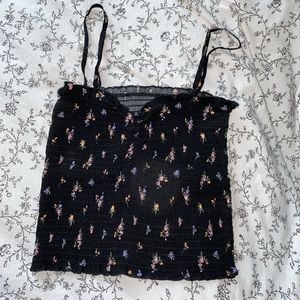 Women’s, ruffled tank top!